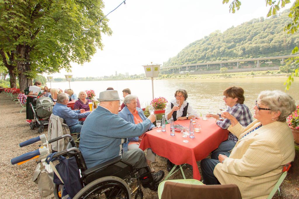 Hotel Leyscher Hof Leutesdorf Екстериор снимка