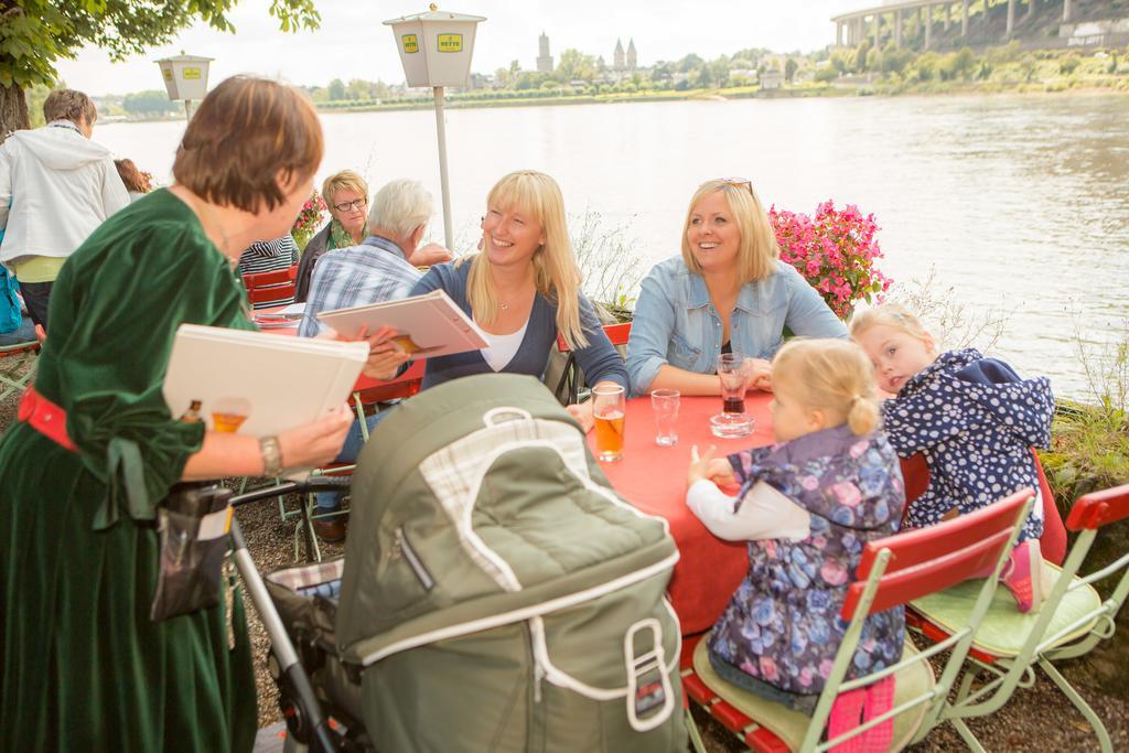 Hotel Leyscher Hof Leutesdorf Екстериор снимка