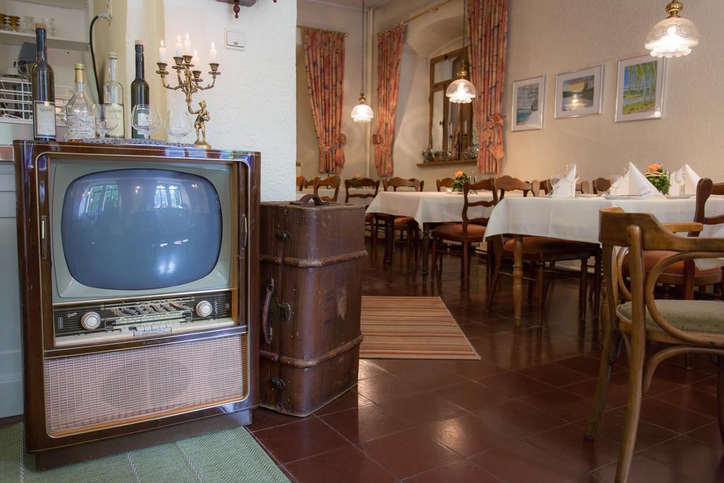 Hotel Leyscher Hof Leutesdorf Екстериор снимка