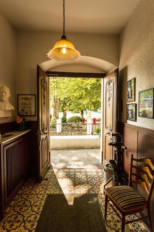 Hotel Leyscher Hof Leutesdorf Екстериор снимка